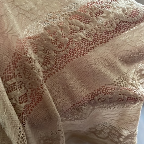 Vintage tan lace long sleeve blouse by Poof - Picture 6 of 6